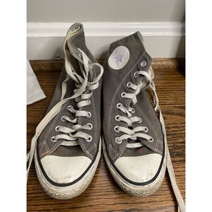 Gray high top converse